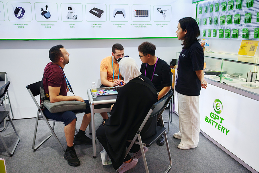 廣交會現(xiàn)場交流